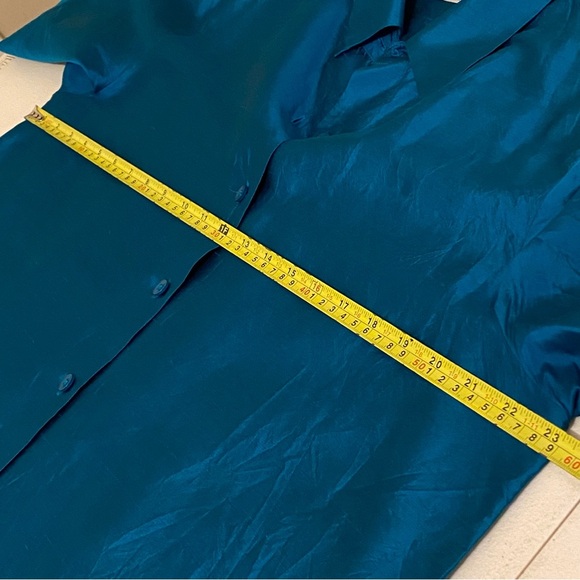 Silk Lore Button Up Shirt Size L 100% Silk Long Sleeve Embroidered Blouse - Picture 11 of 12